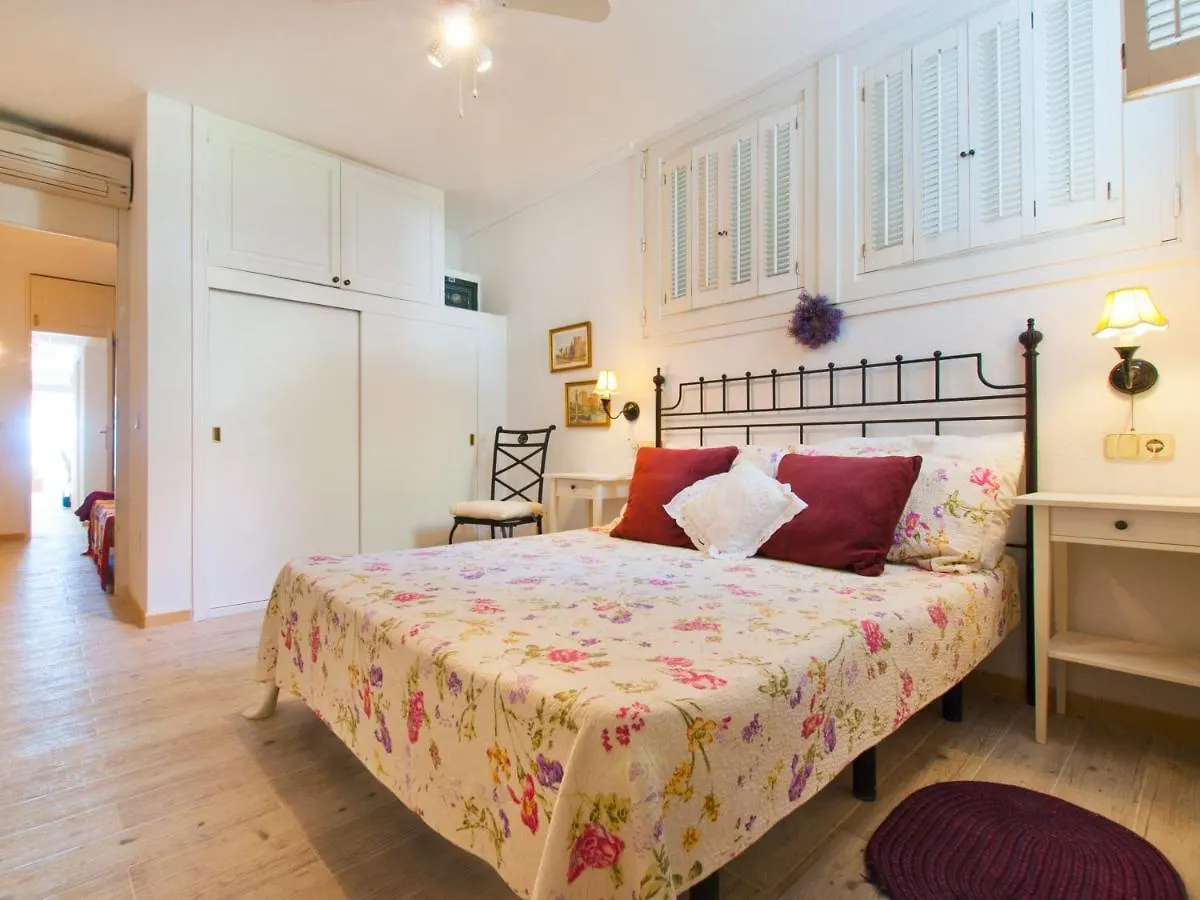 Apartment Oiza Sand Castle 24 At Alcudia Beach, Wifi And Aircon